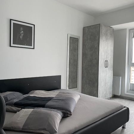 Cozy 2-Room Penthouse Lakeview W14 Bukurešť Exteriér fotografie
