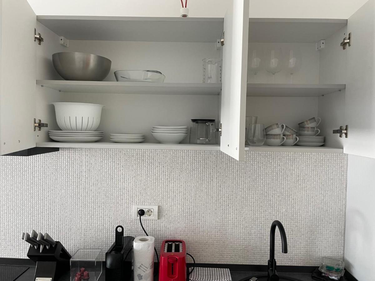 Cozy 2-Room Penthouse Lakeview W14 Bukurešť Exteriér fotografie