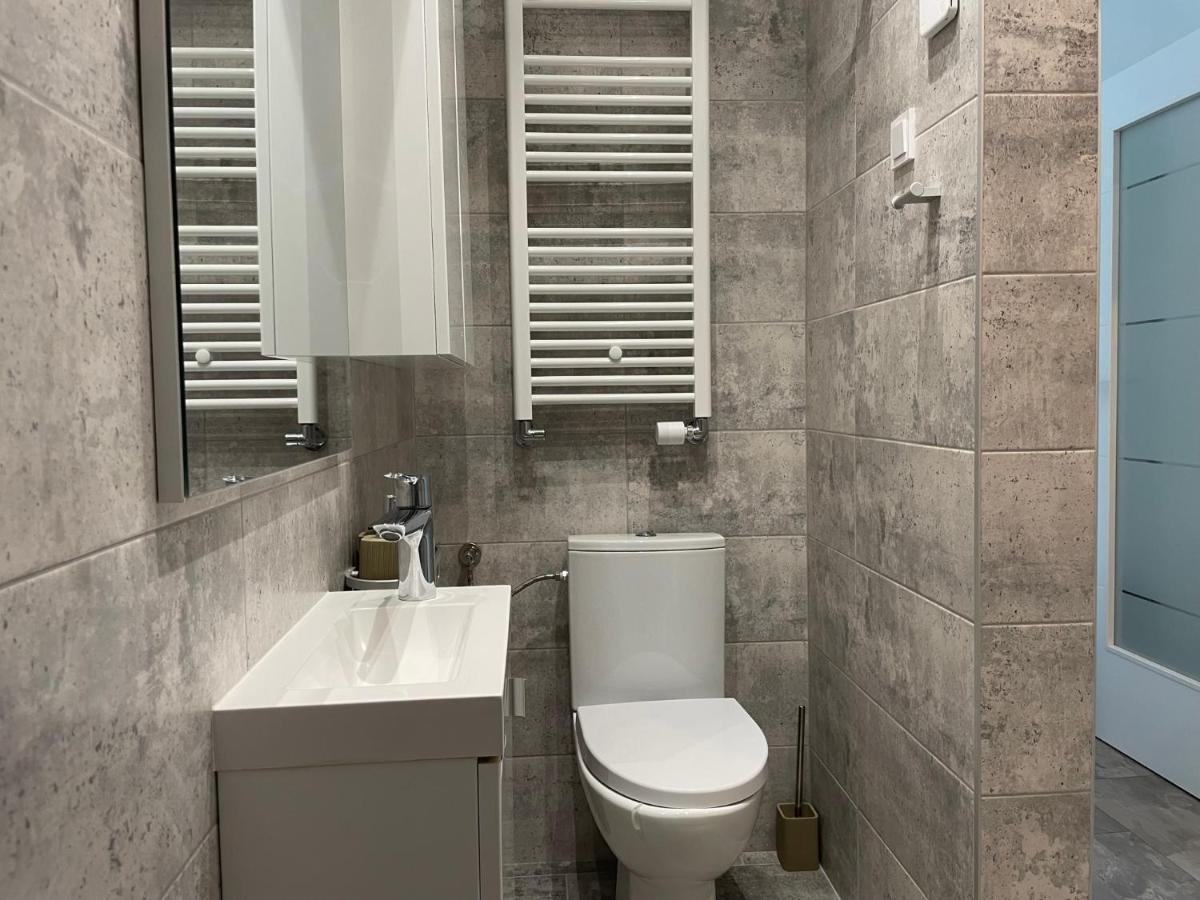 Cozy 2-Room Penthouse Lakeview W14 Bukurešť Exteriér fotografie